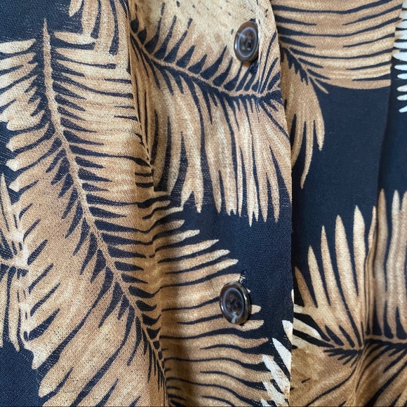 Vintage Print Blouse - Picture 6 of 9